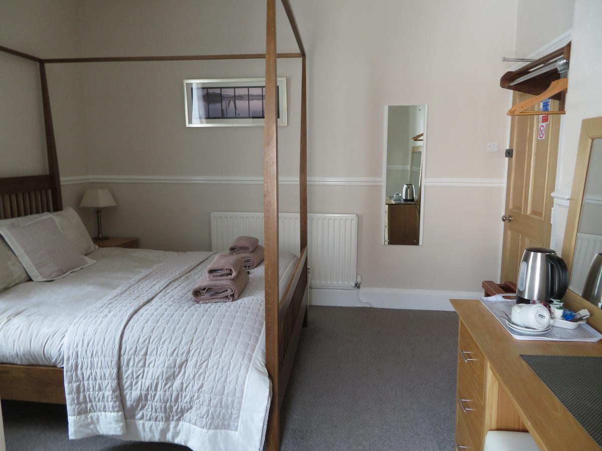 Cornerhouse Guesthouse 칼라일 외부 사진